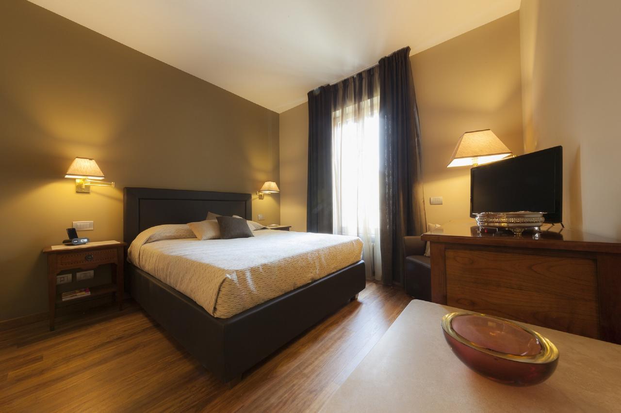 Bed and Breakfast Bronzino House Milán Exterior foto